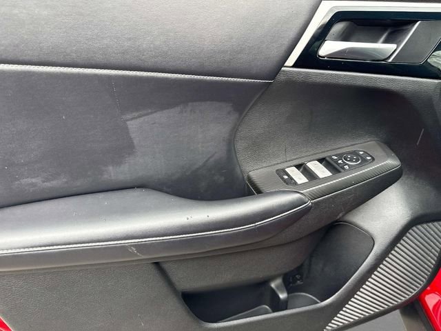 Used 2023 Mitsubishi Outlander SE image 15