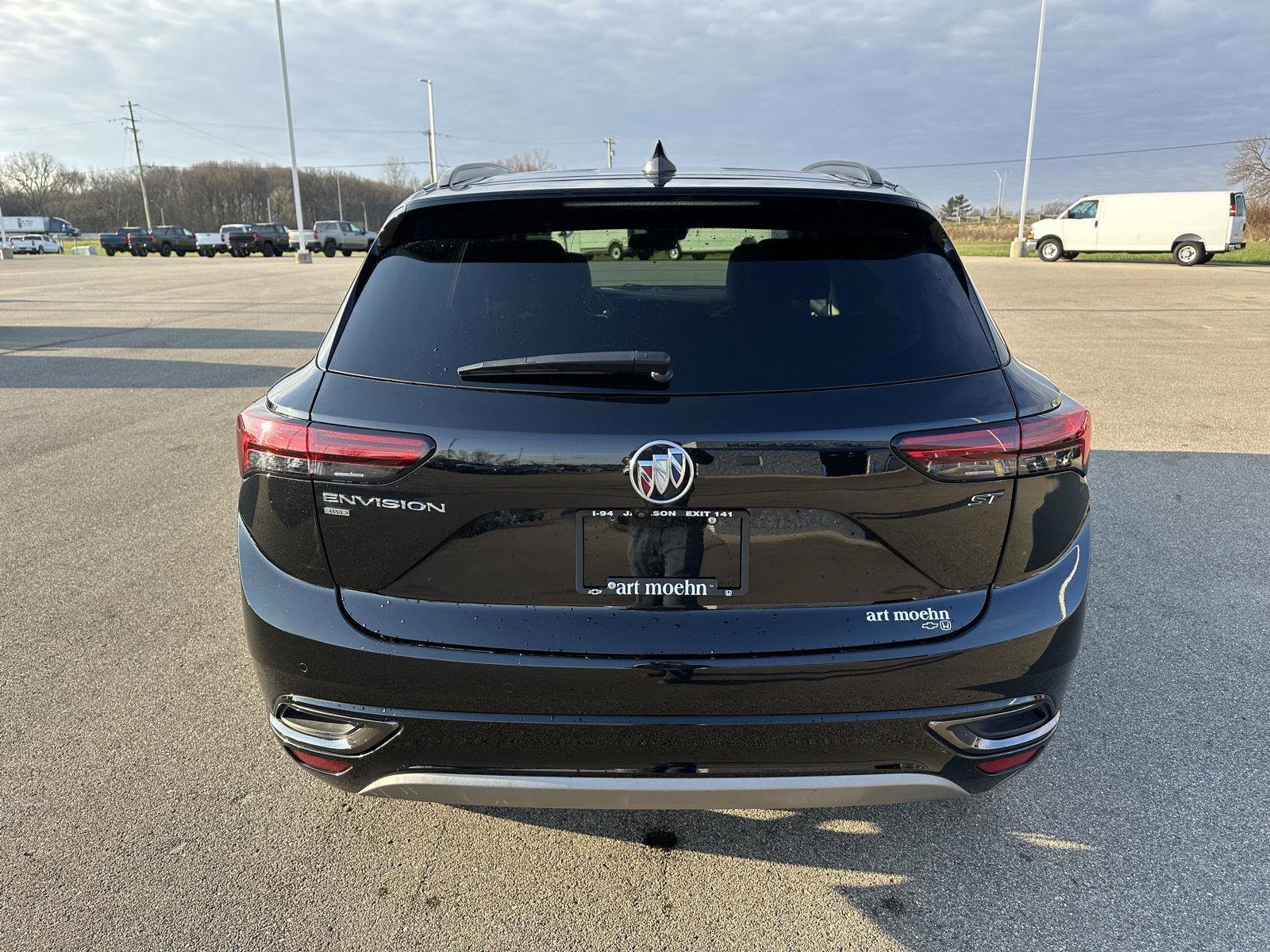 Used 2023 Buick Envision Essence w/ Sport Touring Package image 4