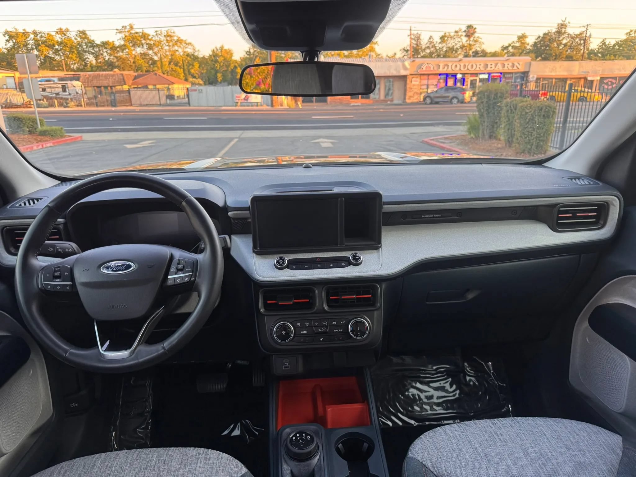 Used 2023 Ford Maverick XLT w/ XLT Luxury Package FWD image 18