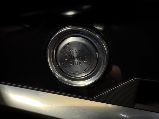 Used 2024 Chevrolet Corvette Stingray Premium Cpe w/ Z51 Performance Package image 11