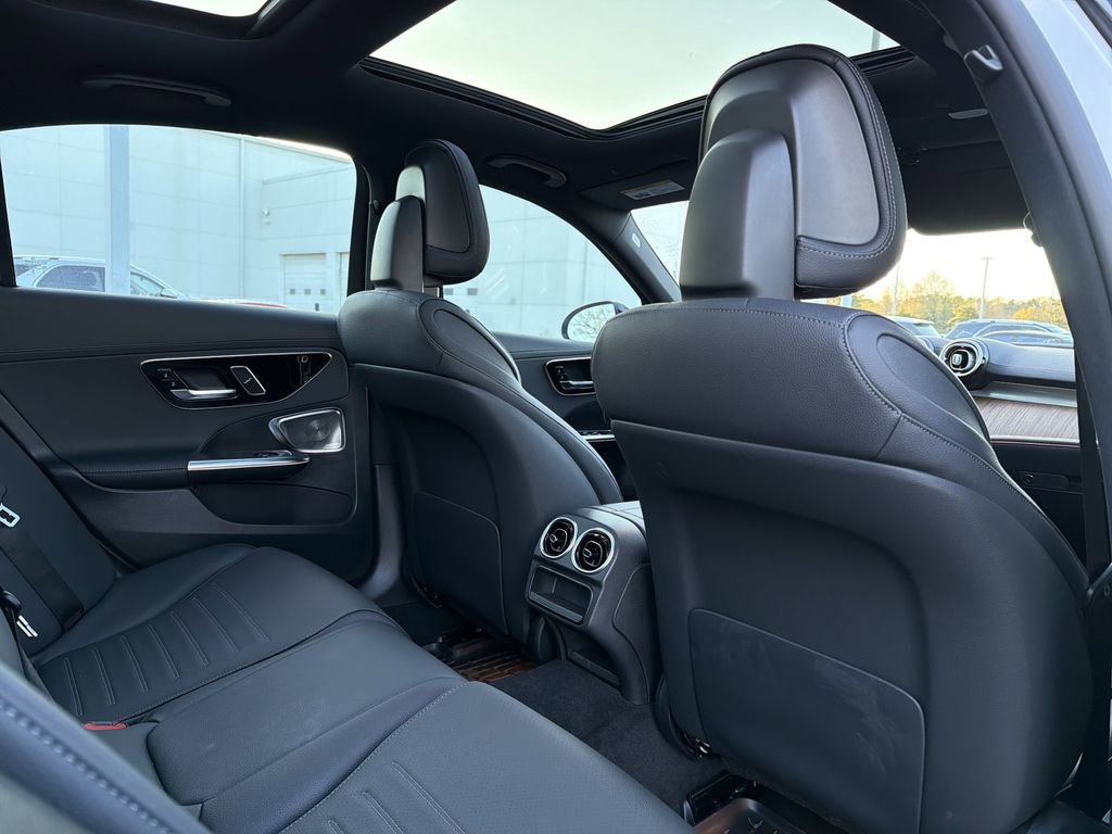 Certified 2025 Mercedes-Benz C 300 Sedan image 17
