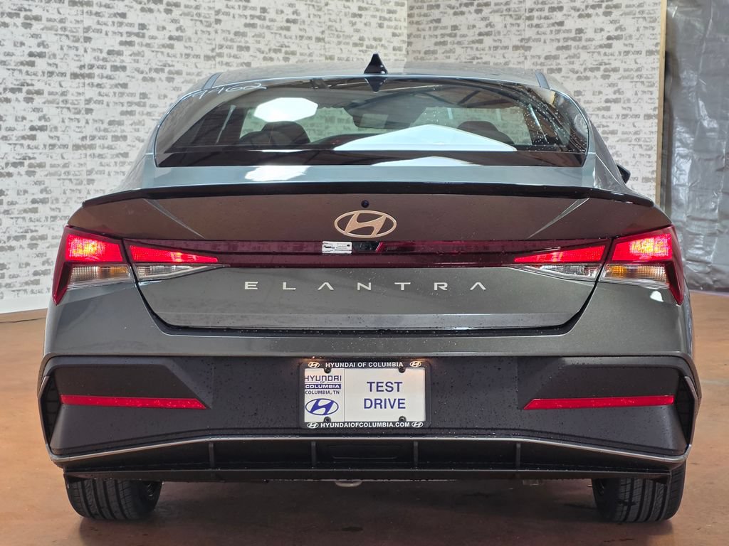 New 2026 Hyundai Elantra SEL Sport Premium FWD image 5