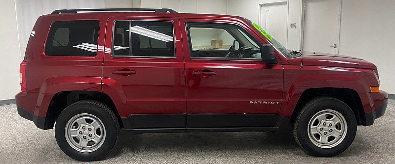 Used 2015 Jeep Patriot Sport w/ Power Value Group image 4