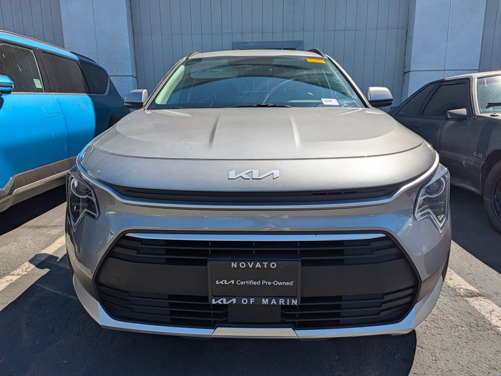 Used 2024 Kia Niro EX FWD image 6