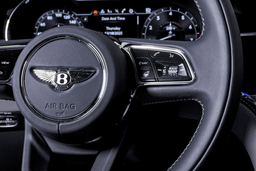 Used 2023 Bentley Flying Spur S V8 image 23