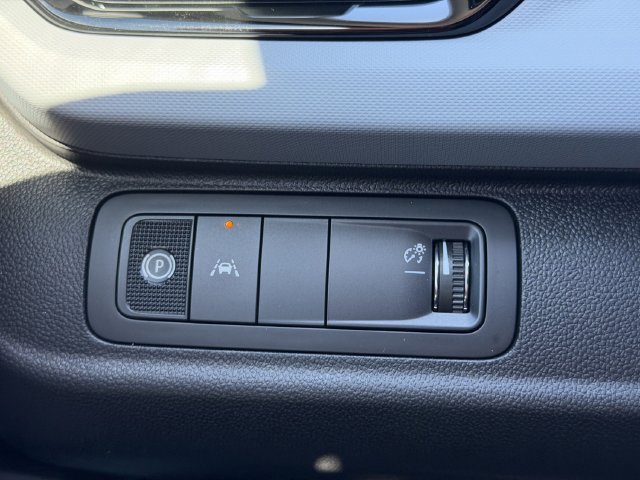 New 2027 Chevrolet Bolt LT FWD image 26