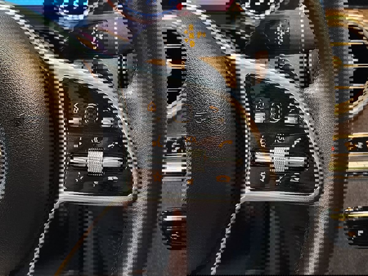 Used 2021 Mercedes-Benz GLC 300 image 50