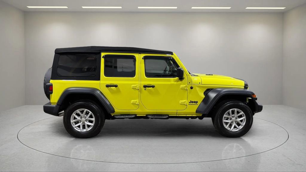 Used 2023 Jeep Wrangler Sport S image 2