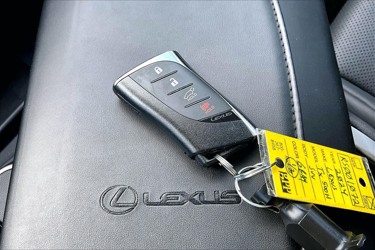 Used 2024 Lexus TX 500h AWD w/ Technology Package image 15