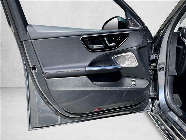 Used 2025 Mercedes-Benz C 300 Sedan image 18