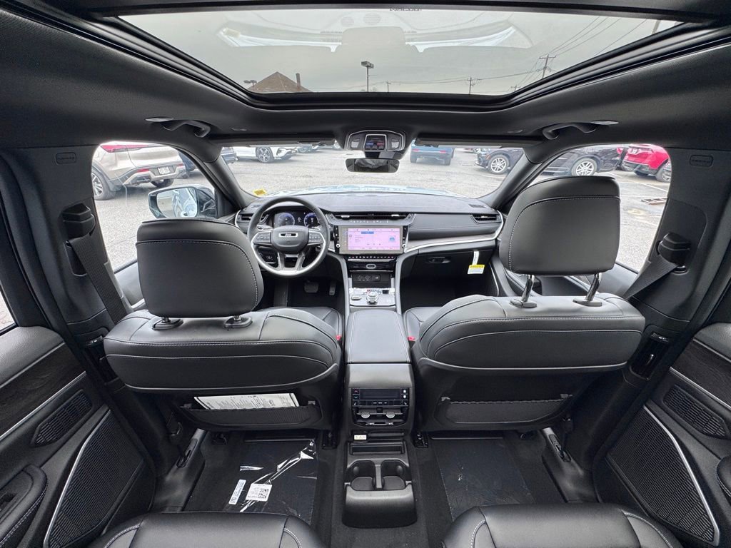 New 2026 Jeep Grand Cherokee L Limited AWD/4WD image 26