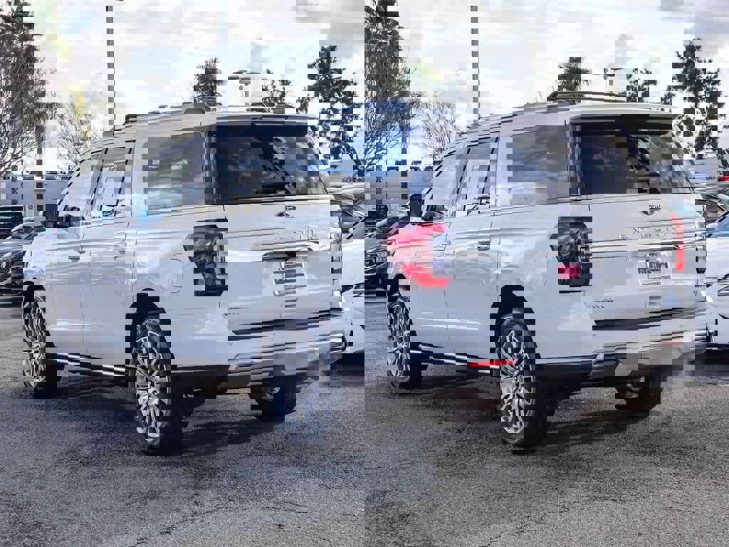 Used 2024 Ford Expedition Max Limited image 6