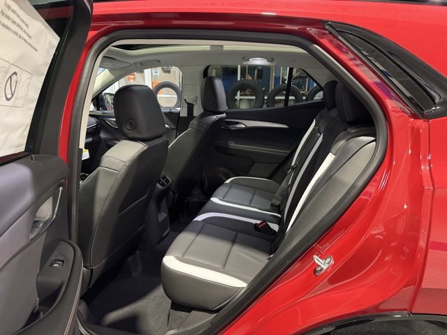 New 2025 Buick Envision Sport Touring image 11