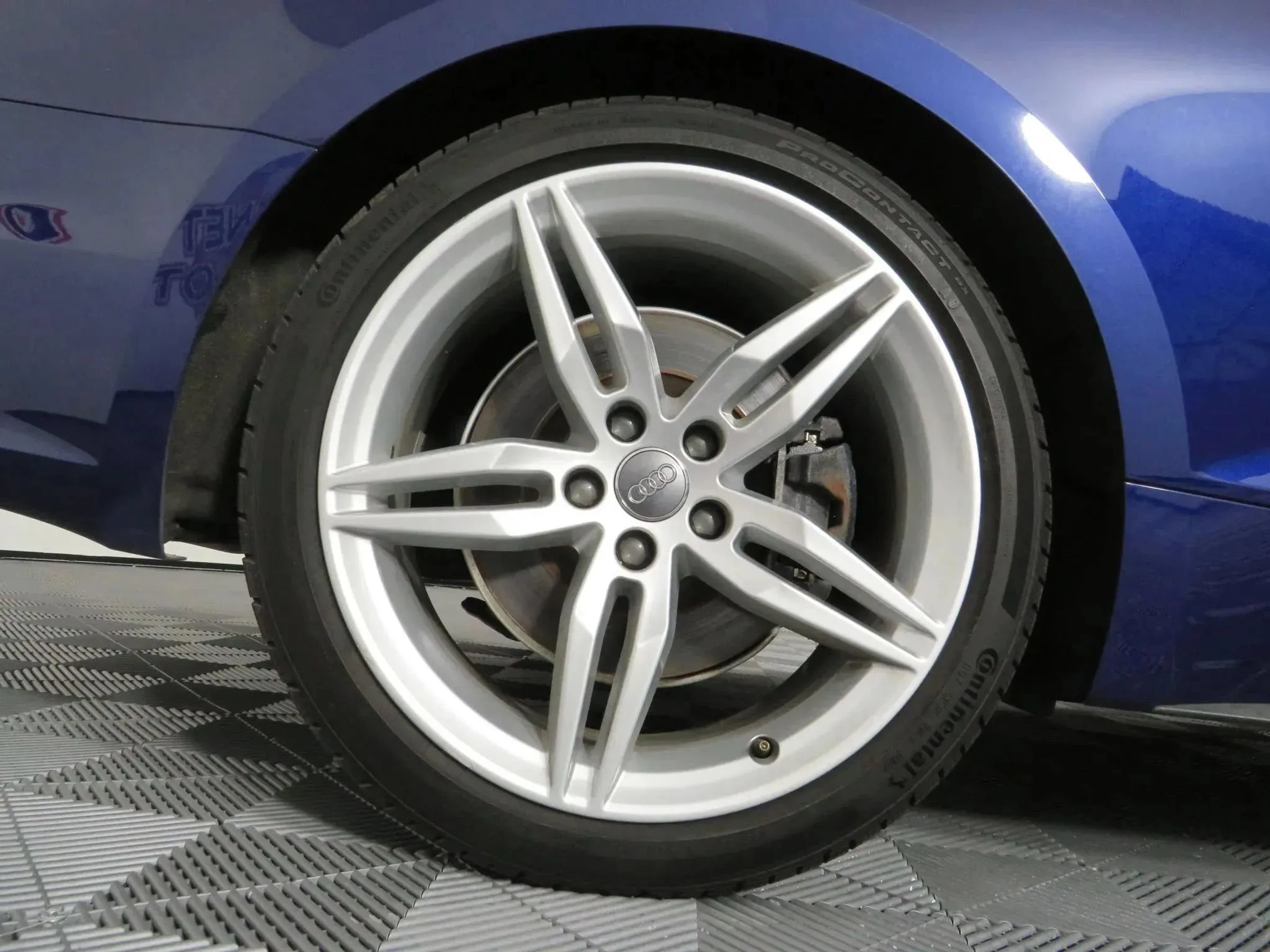 Used 2018 Audi A5 2.0T Premium Plus w/ Premium Plus AWD/4WD image 45