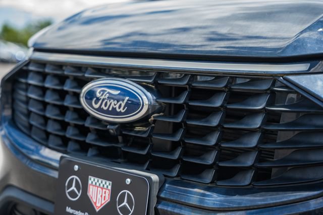Used 2023 Ford Escape SE w/ PHEV Premium Package FWD image 12