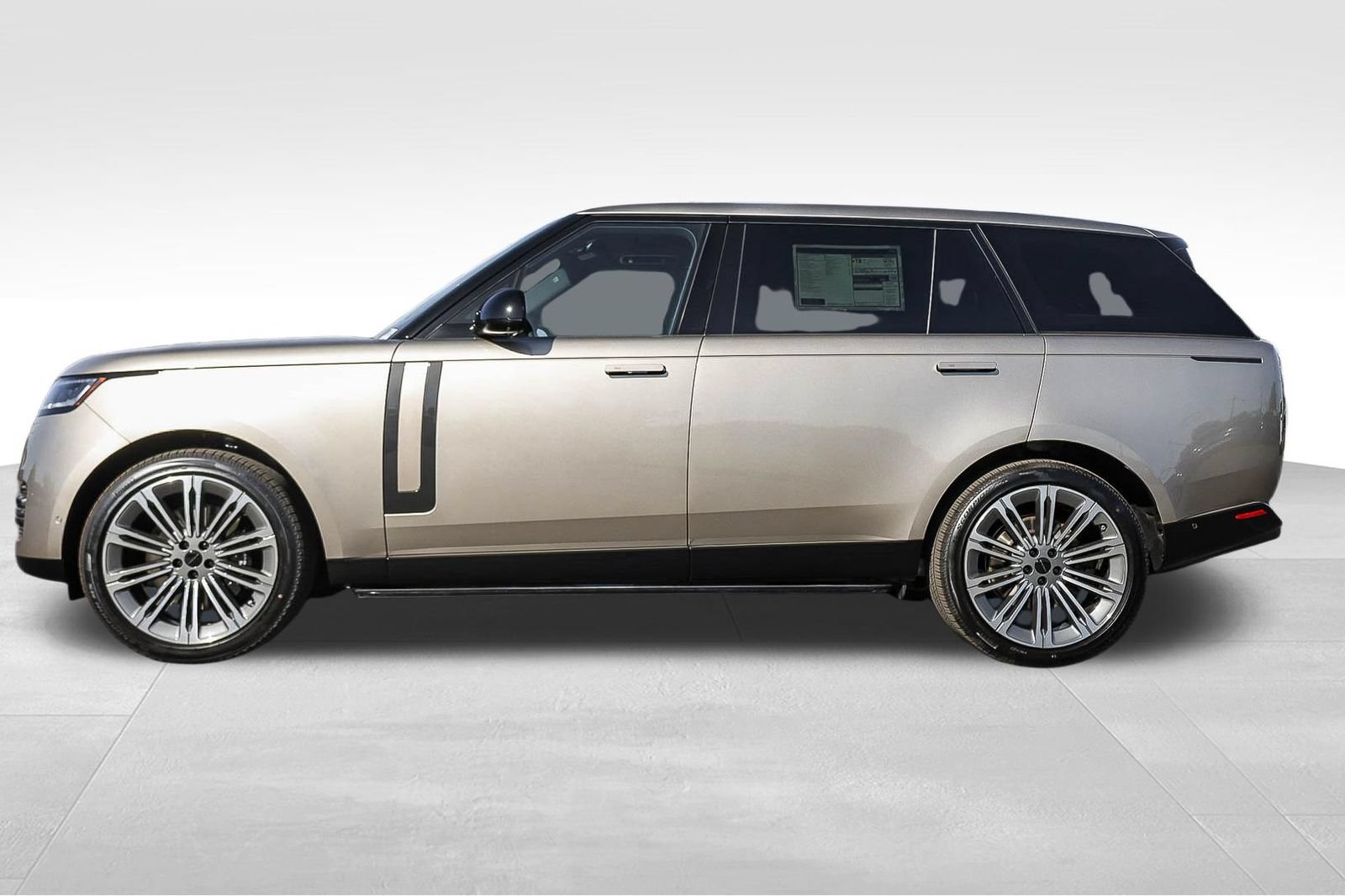 New 2026 Land Rover Range Rover Long Wheelbase SE AWD/4WD image 8