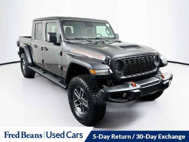 Used 2024 Jeep Gladiator Mojave w/ Technology Group