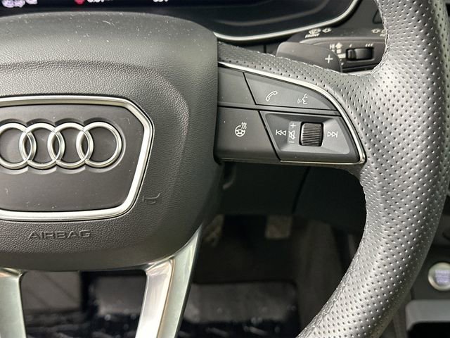 Used 2024 Audi Q5 e Premium Plus w/ Premium Plus Package image 23