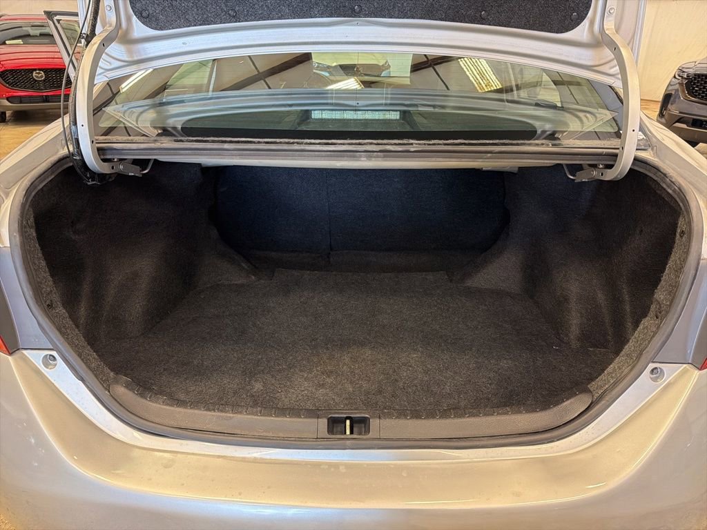 Used 2016 Toyota Corolla S image 31