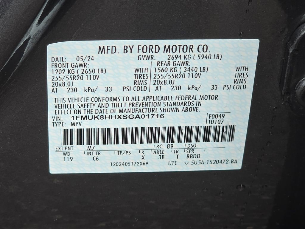 Used 2025 Ford Explorer Platinum AWD/4WD image 28