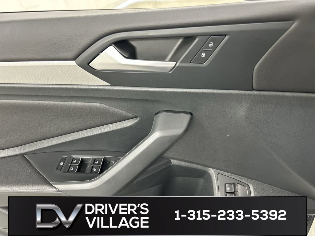 Certified 2023 Volkswagen Jetta S FWD image 11