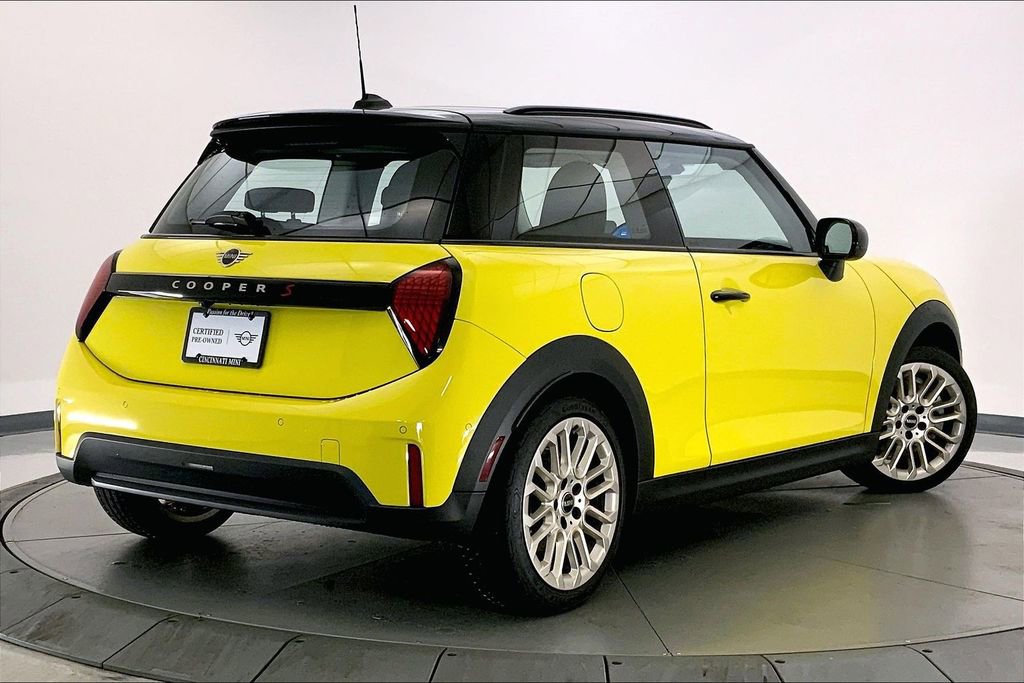 Certified 2025 MINI Cooper S image 12