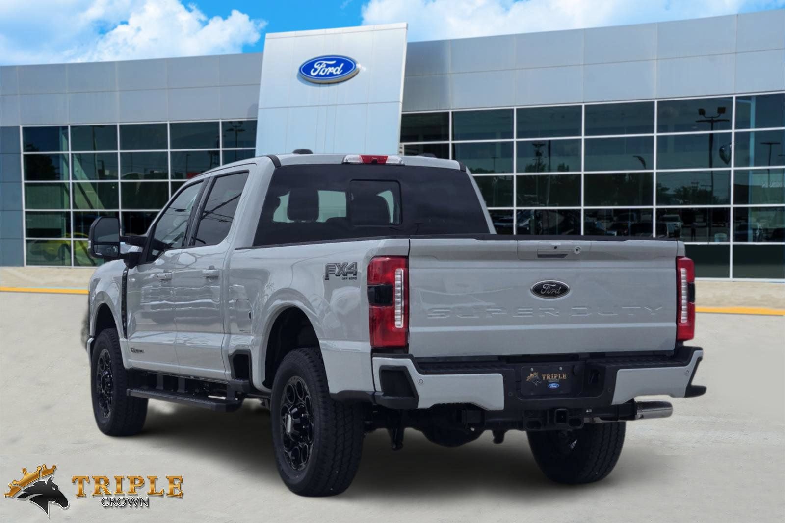 New 2026 Ford F250 Lariat w/ Black Appearance Package AWD/4WD image 4