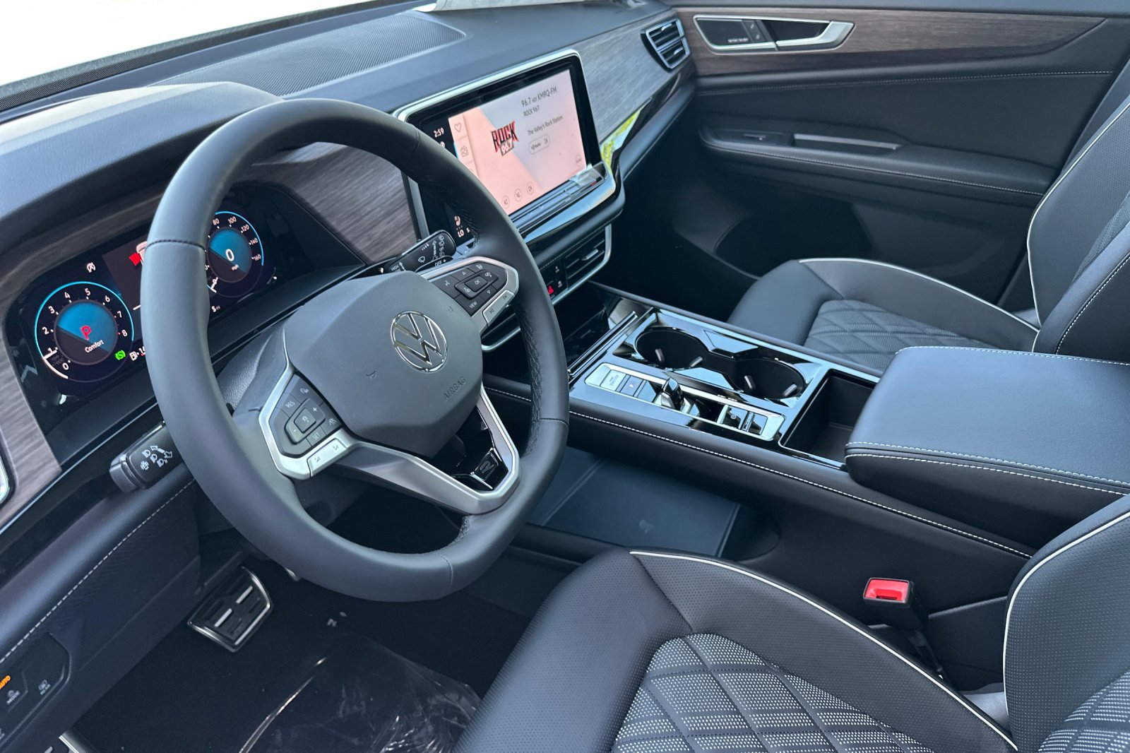 New 2026 Volkswagen Atlas SEL Premium R-Line image 10