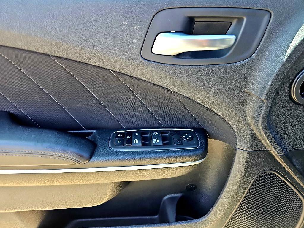 Used 2023 Dodge Charger SXT image 19