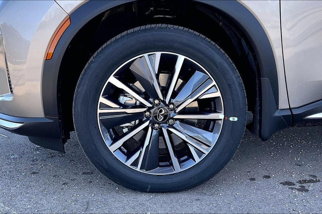 New 2026 INFINITI QX60 Luxe w/ Cargo Package FWD image 13