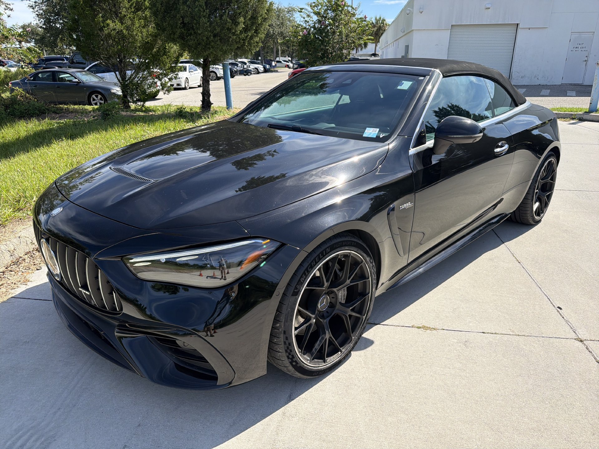 Used 2025 Mercedes-Benz CLE 53 AMG 4MATIC Cabriolet image 8
