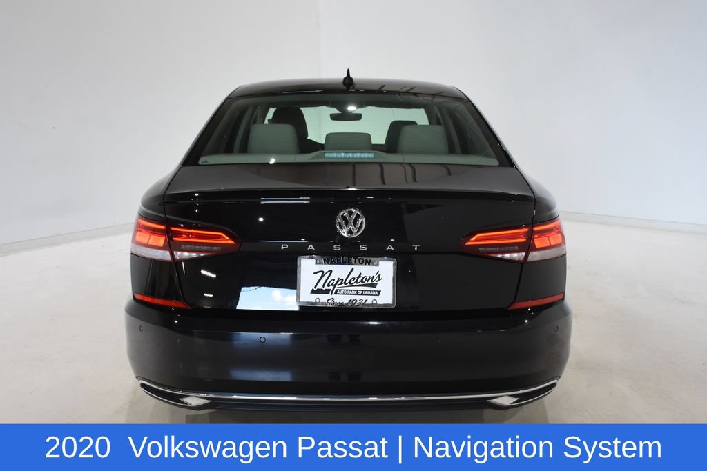 Used 2020 Volkswagen Passat 2.0T SEL FWD image 5