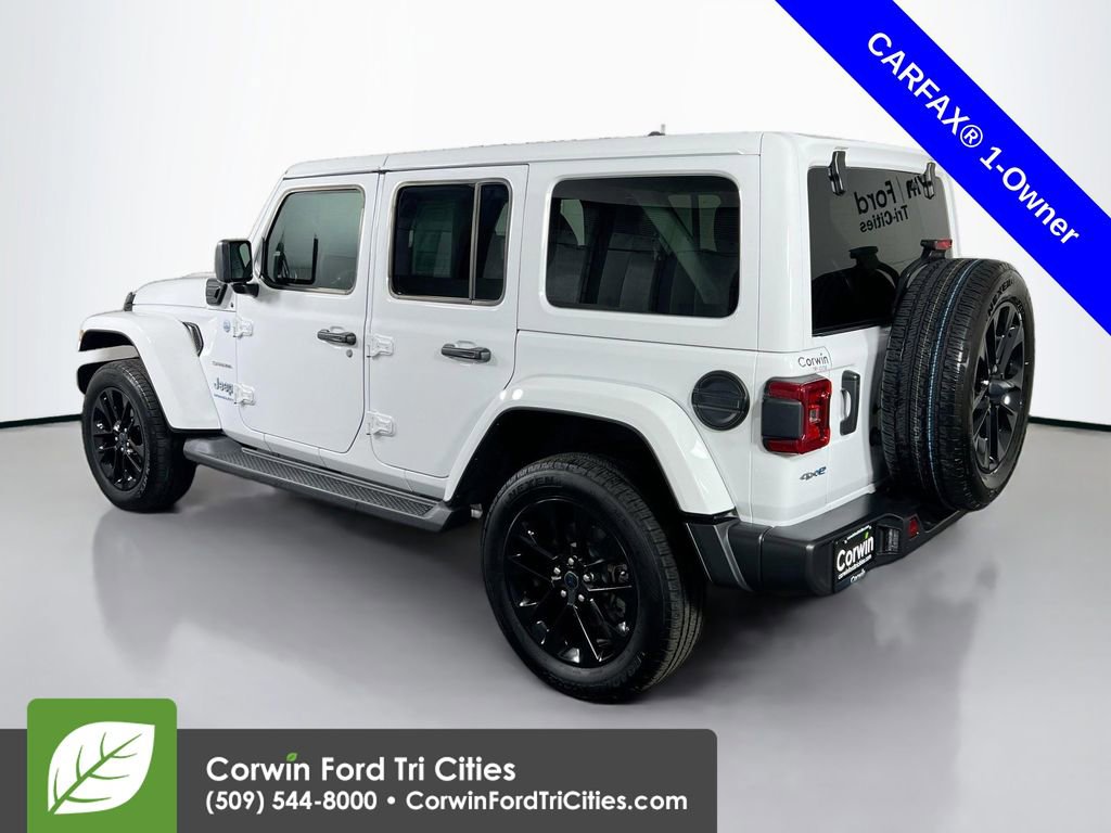 Used 2024 Jeep Wrangler Unlimited Sahara w/ Technology Group image 10