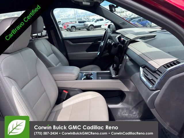 Certified 2026 GMC Acadia Elevation w/ Elevation Premium Package AWD/4WD image 35