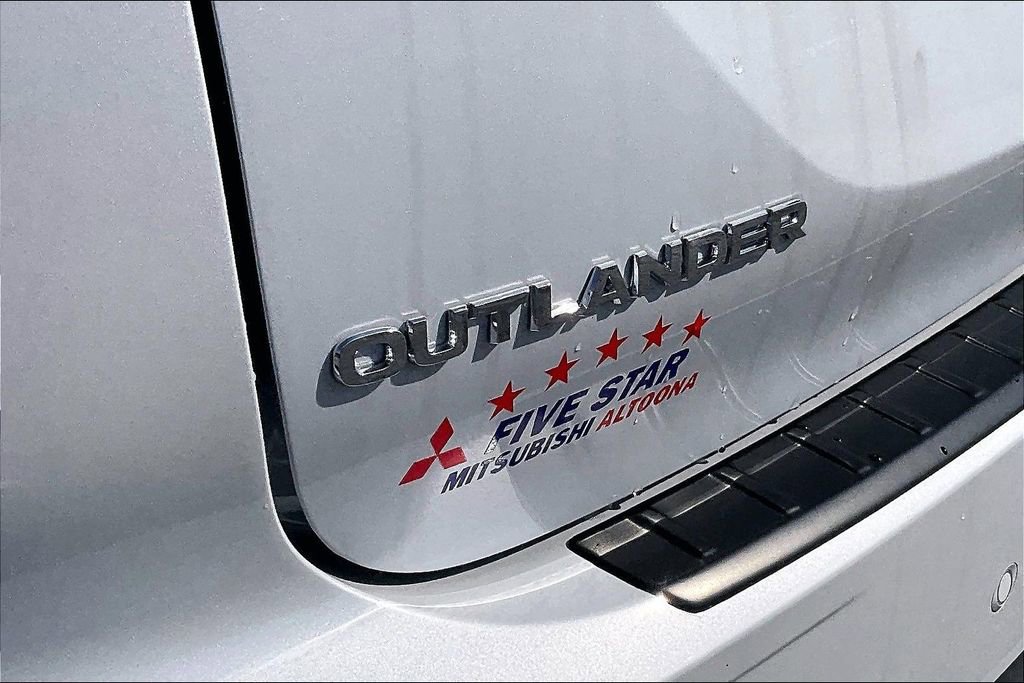 New 2026 Mitsubishi Outlander ES AWD/4WD image 11