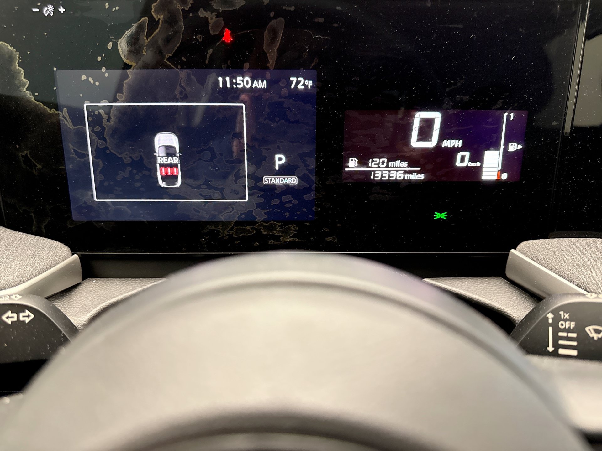 Used 2025 Nissan Kicks SV AWD/4WD image 9