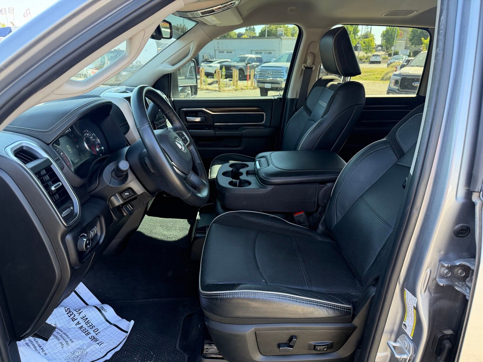 Used 2024 RAM 2500 Laramie AWD/4WD image 10