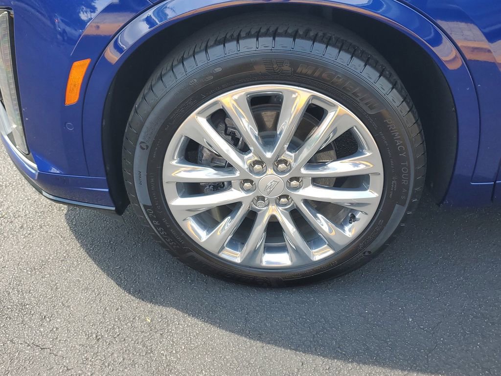 Certified 2024 Cadillac XT6 Premium Luxury w/ Technology Package image 11