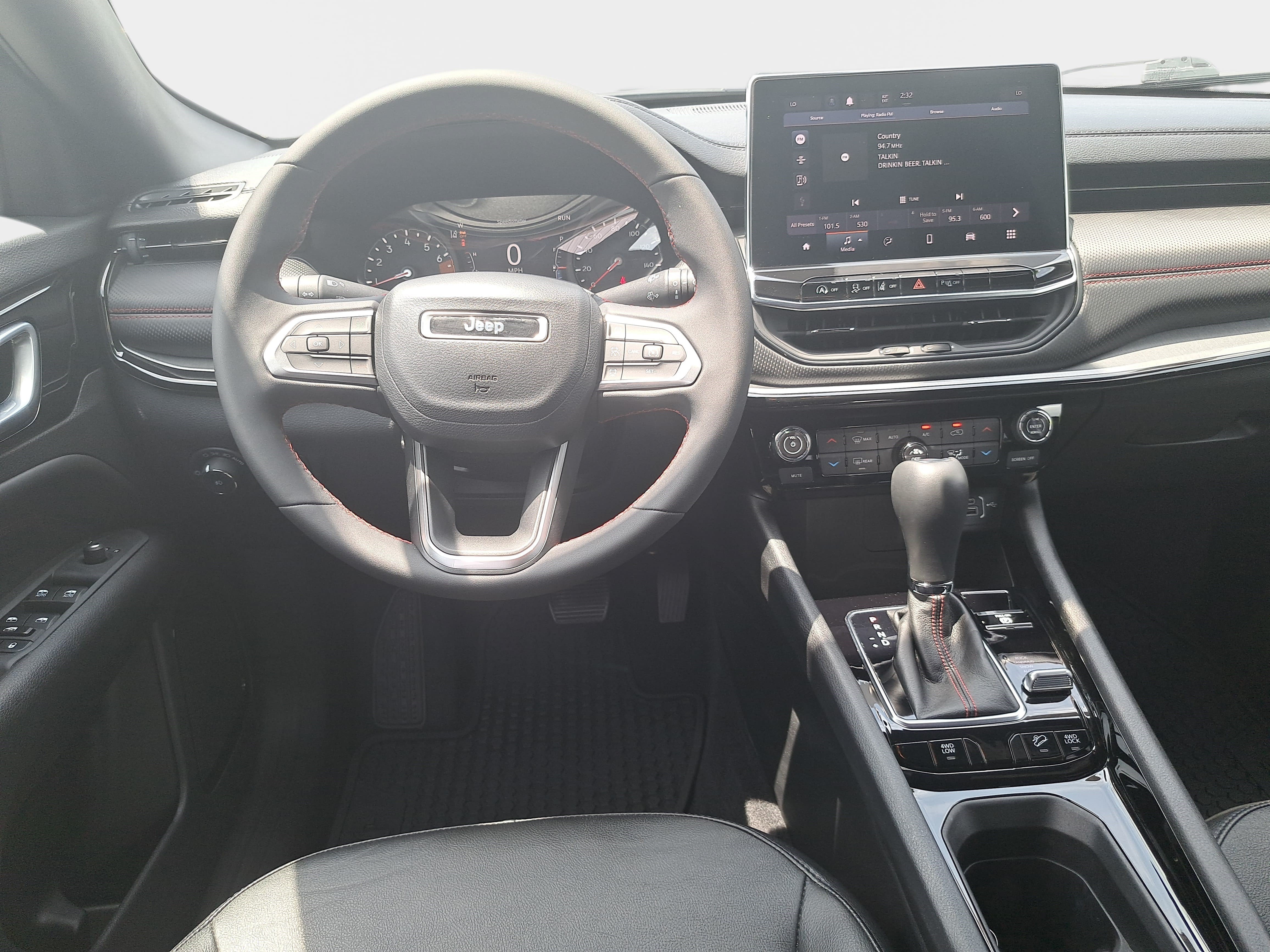Used 2023 Jeep Compass Trailhawk AWD/4WD image 15