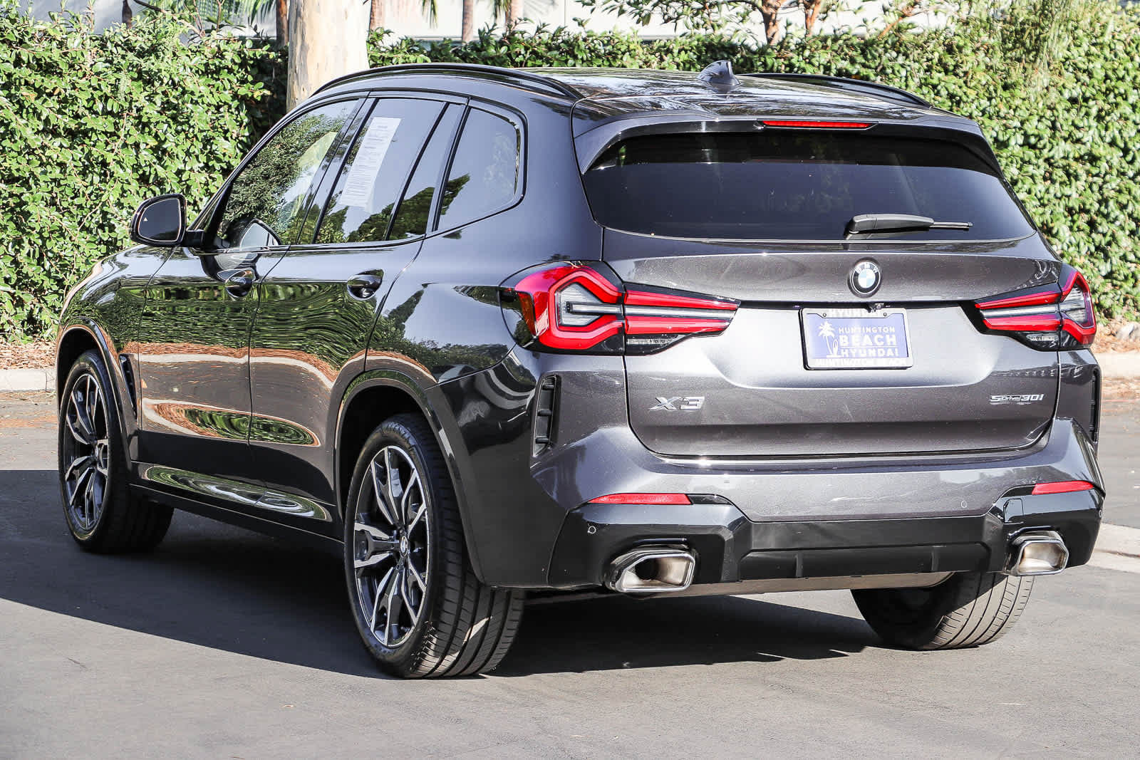 Used 2022 BMW X3 sDrive30i w/ M Sport Package RWD image 8