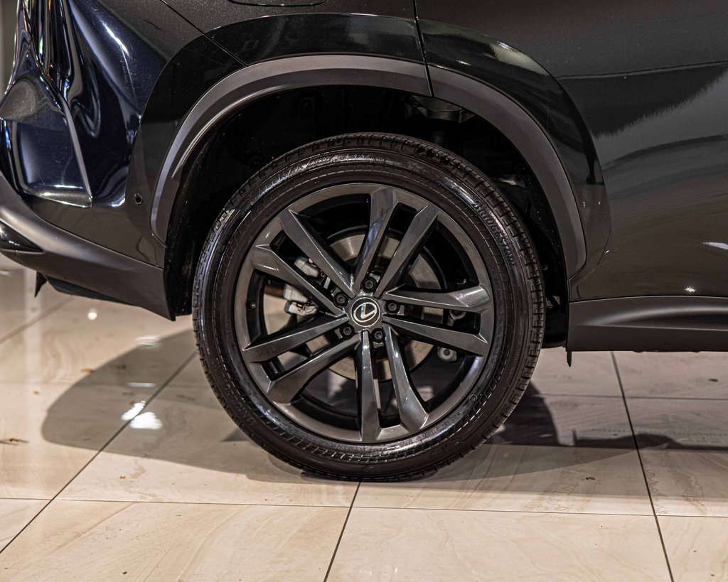 Used 2025 Lexus NX 450h+ AWD w/ Luxury Package image 11