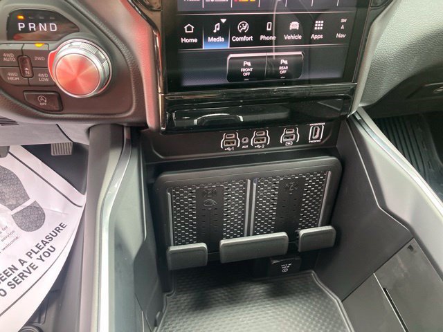 New 2026 RAM 1500 Laramie w/ Night Edition AWD/4WD image 18
