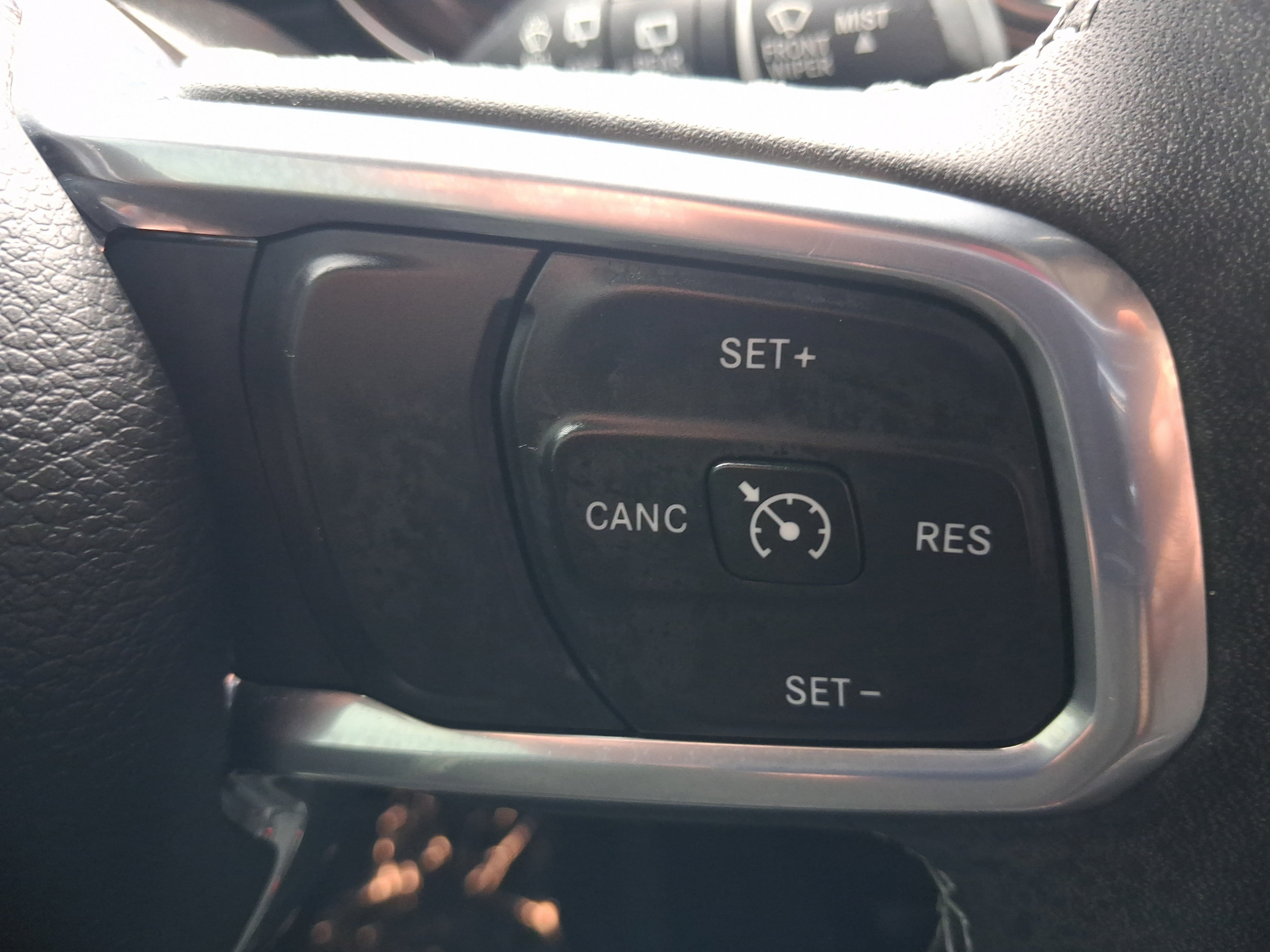 Used 2023 Jeep Wrangler Unlimited Sahara w/ LED Lighting Group AWD/4WD image 23