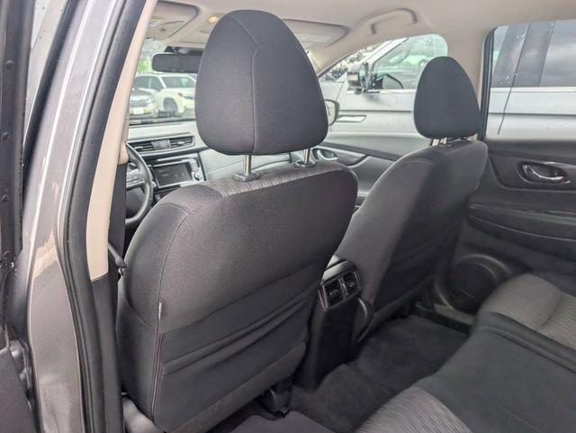 Used 2019 Nissan Rogue SV w/ Premium Package image 24