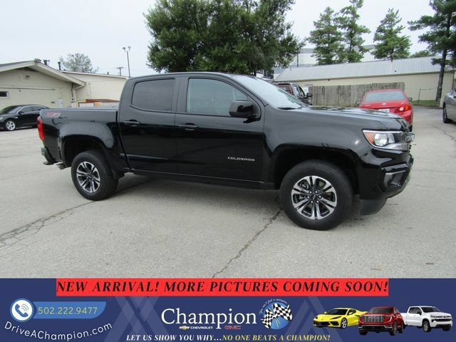 Used 2021 Chevrolet Colorado Z71 w/ Safety Package AWD/4WD image 3