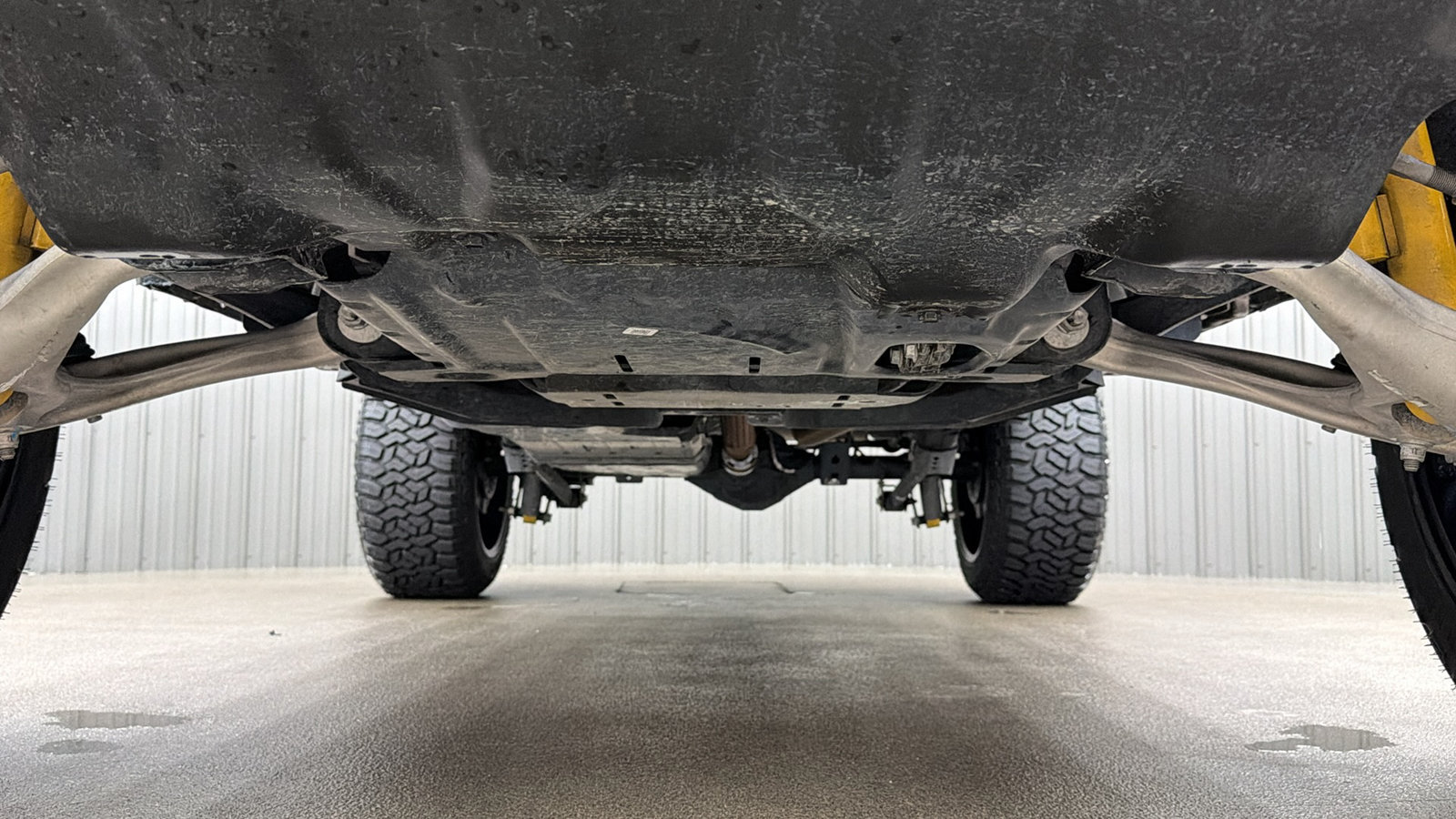 Used 2025 Ford Bronco Badlands AWD/4WD image 15