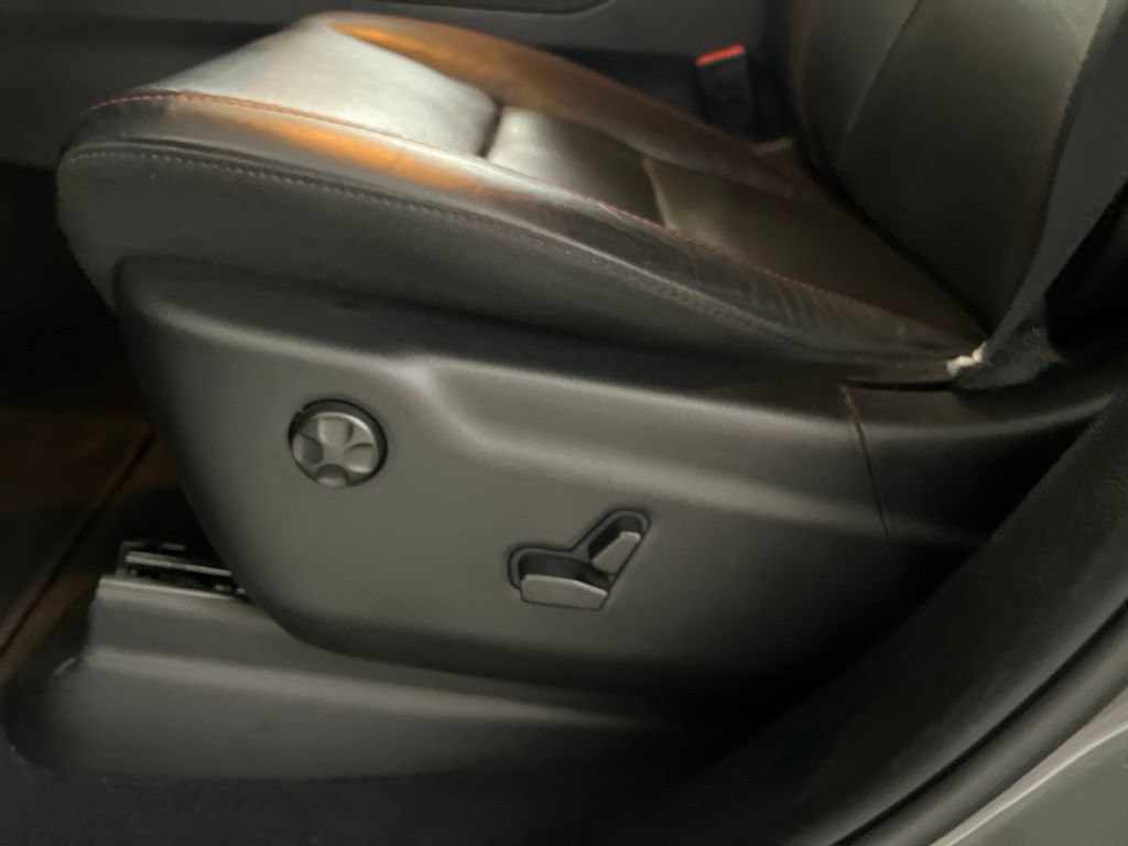 Used 2025 Dodge Durango R/T AWD/4WD image 56