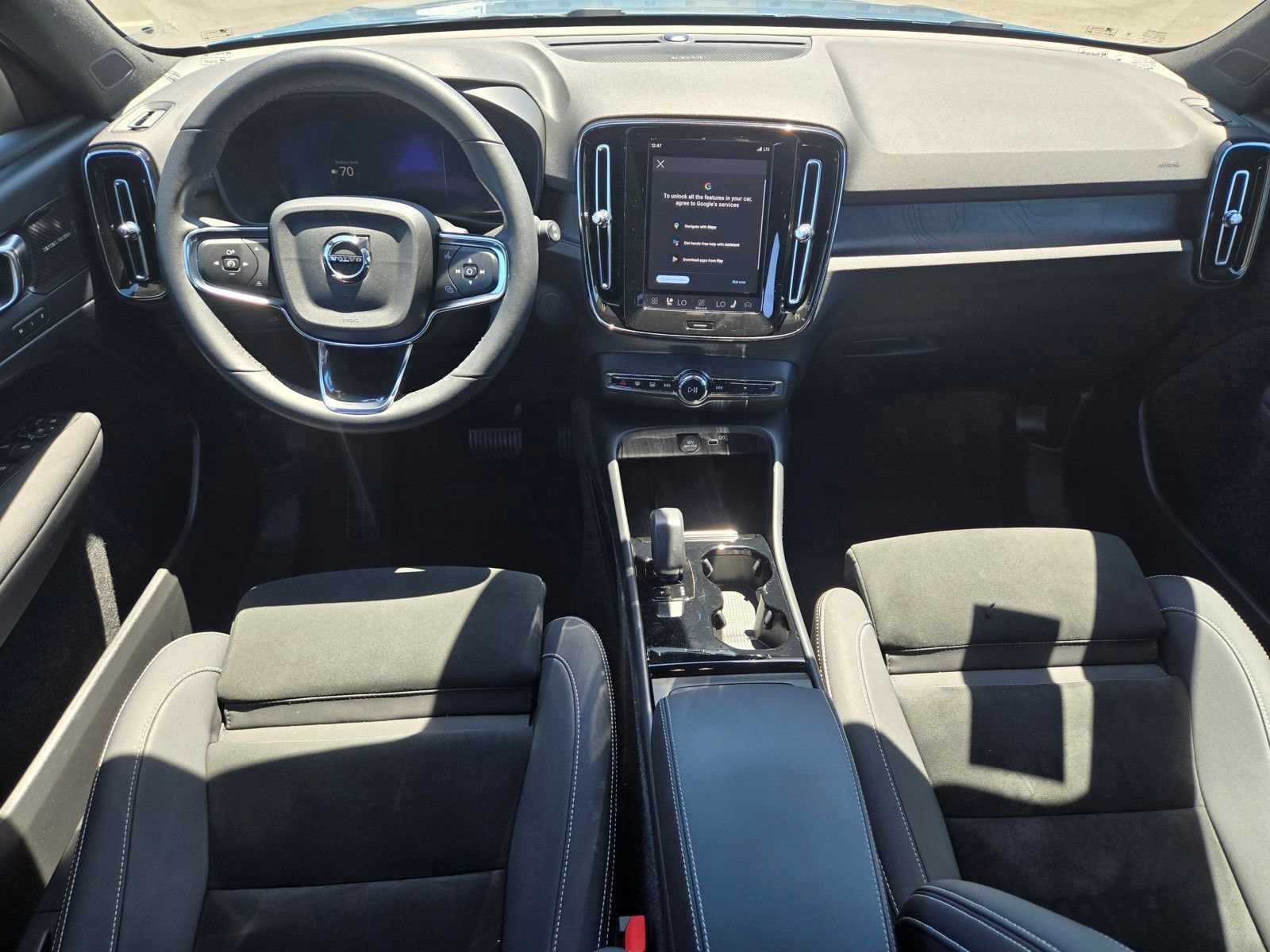 Certified 2023 Volvo XC40 Recharge Ultimate AWD/4WD image 21