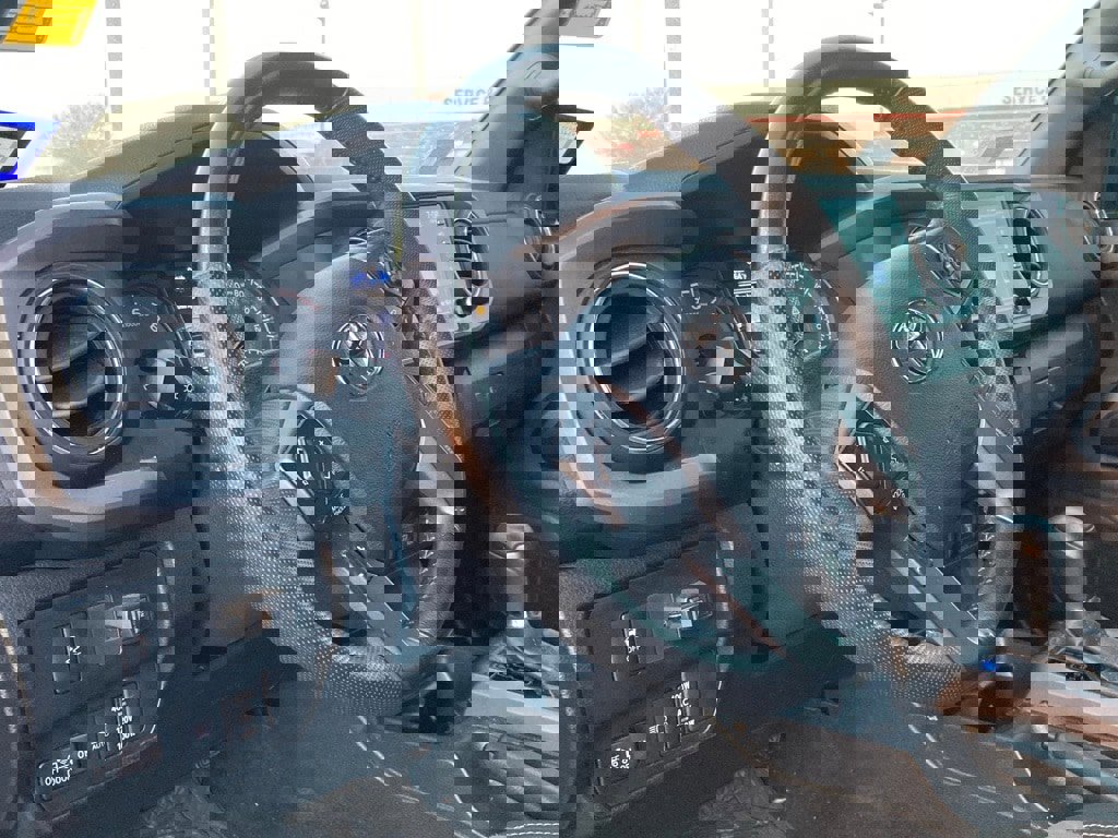 Certified 2023 Toyota Tacoma TRD Off-Road w/ Technology Package image 8