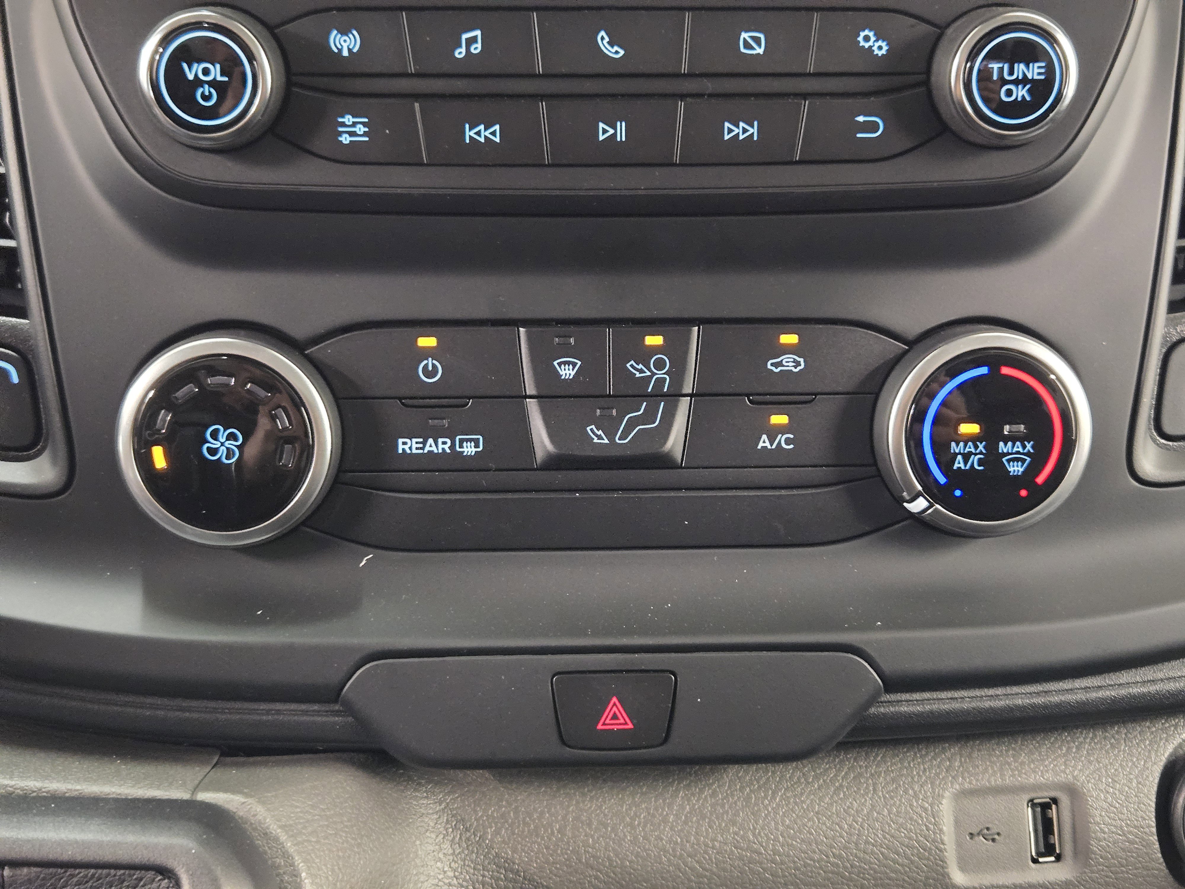 Used 2024 Ford Transit 350 Low Roof image 18